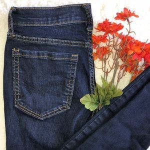 Aeropostale’s mid rise jegging 000 reg